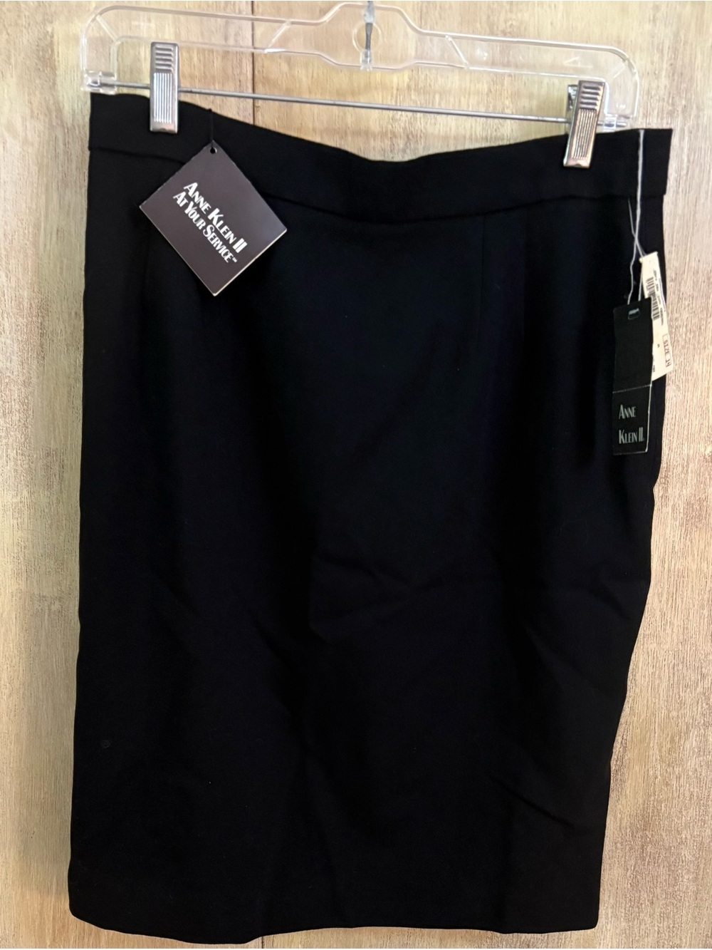 Anne Klein II Black Pencil Skirt Size 14 NWT